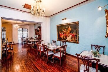 هتل La Casa De La Marquesa