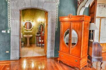 هتل La Casa De La Marquesa
