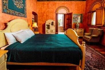 هتل La Casa De La Marquesa