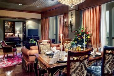 هتل Mercure Mandalay Hill Resort