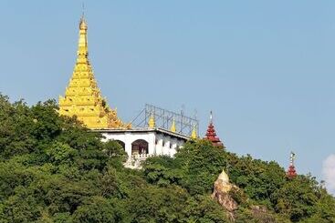 هتل Mercure Mandalay Hill Resort