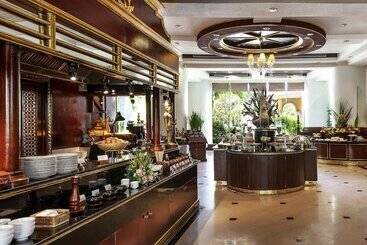 هتل Mercure Mandalay Hill Resort