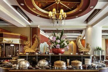 هتل Mercure Mandalay Hill Resort