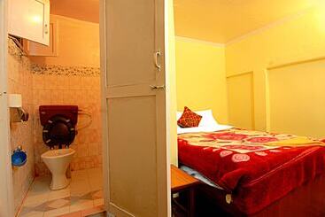 هتل Pilgrims Guest House