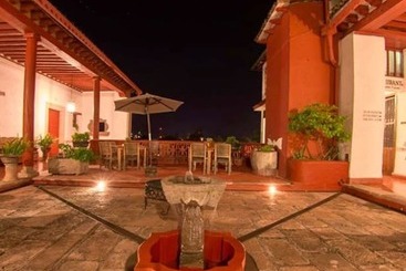 هتل Posada La Basilica