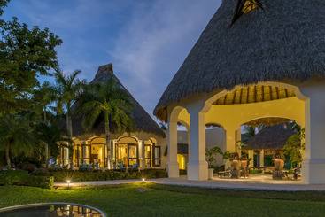 هتل Quinta Real Acapulco