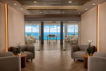 استراحتگاه Hilton Cancun Mar Caribe