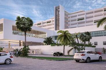 استراحتگاه Hilton Cancun Mar Caribe