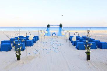 استراحتگاه Sandos Playacar  All Inclusive