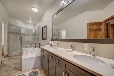 Lodge At Brookside