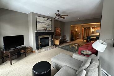Lodge At Brookside