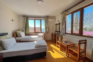 Fulya Pension