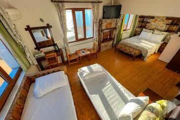 Fulya Pension