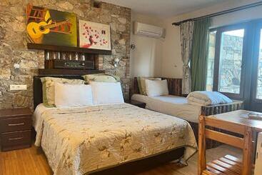 Fulya Pension