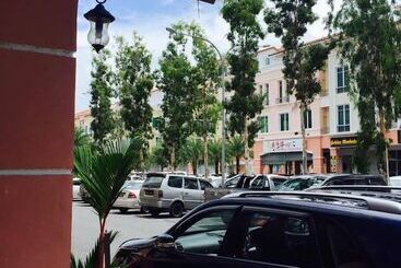 هتل 91 Street Boutique Inn