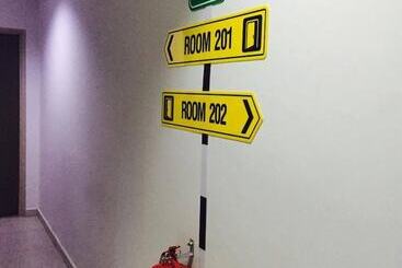 هتل 91 Street Boutique Inn