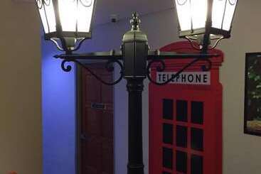 هتل 91 Street Boutique Inn