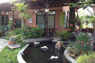 هتل Bangchong Marina Resort