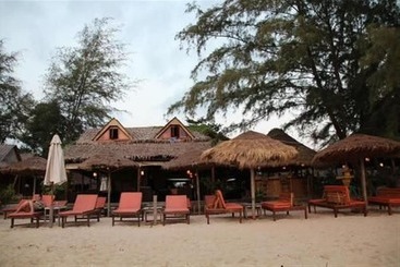 هتل Chez Paou