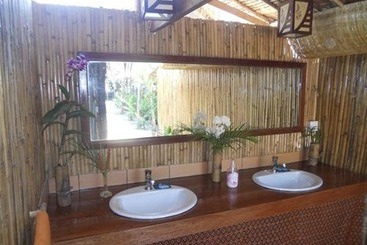 هتل Chez Paou