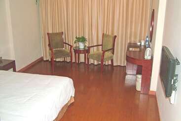 هتل Greentree Inn Huaian West Huaihai Road