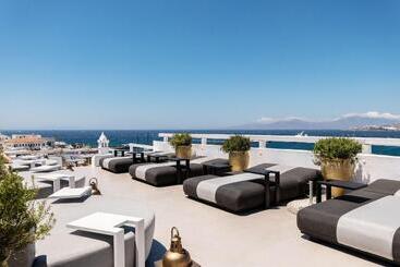 هتل The Townhouse Mykonos