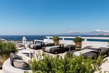 هتل The Townhouse Mykonos