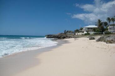 Inchcape Seaside Villas