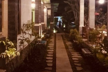 Lembongan Hostel