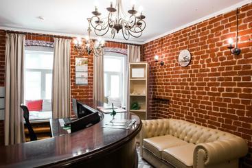 Nereus Hostel Near Kremlin
