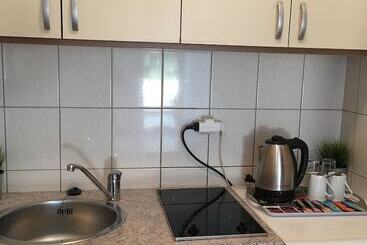 پانسیون Apartments Ana & Ita
