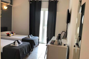 پانسیون Apartments Ana & Ita