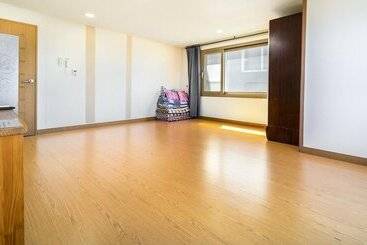 پانسیون Jeju Samda Hostel