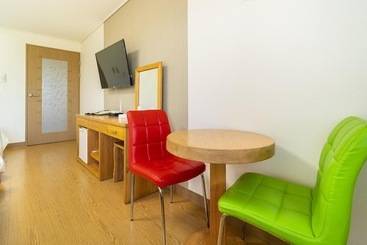 پانسیون Jeju Samda Hostel
