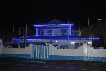 پانسیون Le Chateau Bleu