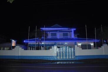 پانسیون Le Chateau Bleu