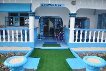پانسیون Le Chateau Bleu