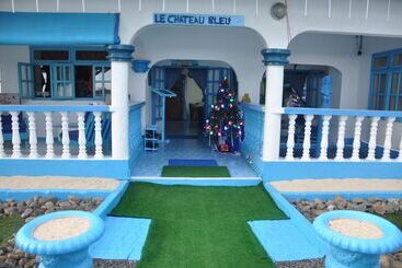 پانسیون Le Chateau Bleu