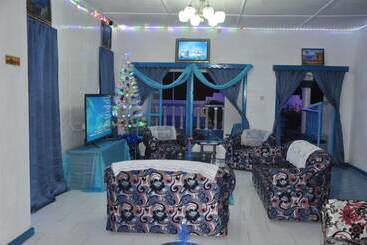 پانسیون Le Chateau Bleu
