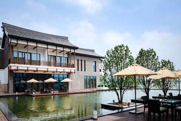 استراحتگاه Wei Retreat Tianmulake