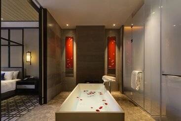 استراحتگاه Wei Retreat Tianmulake