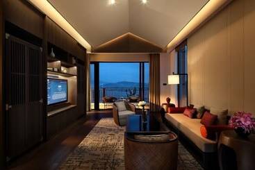 استراحتگاه Wei Retreat Tianmulake