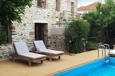 Villa Thermi