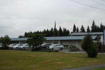 Aden Motel