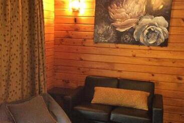 Alpine Lodge Motel