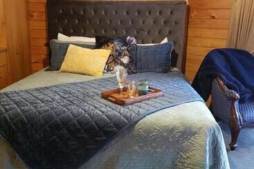 Alpine Lodge Motel