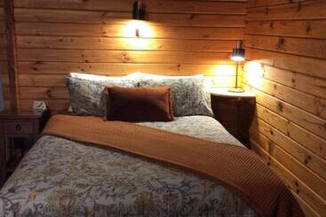 Alpine Lodge Motel