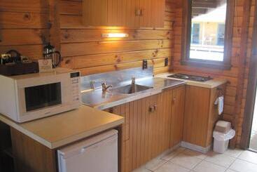 Alpine Lodge Motel