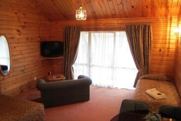 Alpine Lodge Motel