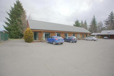 Alpine Lodge Motel